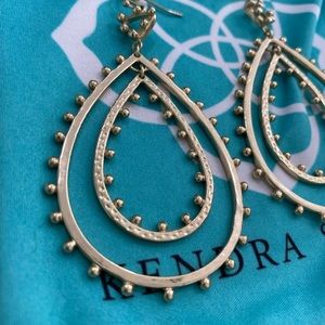 Large gold Kendra earrings